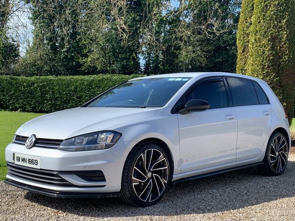 Volkswagen Golf Hatchback, Petrol, 2018, Silver