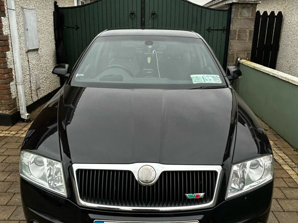 Skoda Octavia Hatchback, Petrol, 2007, Black