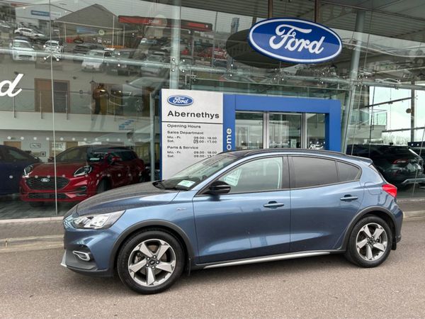 Ford Focus Hatchback, Petrol, 2020, Blue