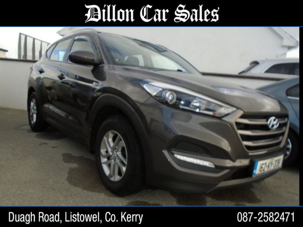 Hyundai Tucson MPV, Diesel, 2016, Gold
