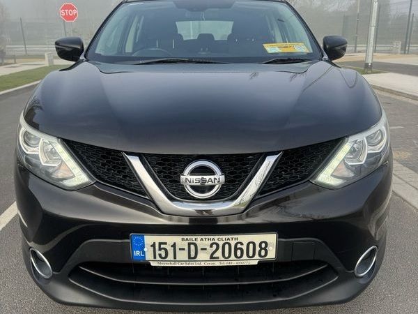 Nissan Qashqai Hatchback, Diesel, 2015, Black