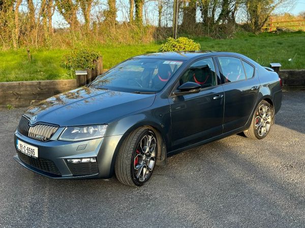 Skoda Octavia Saloon, Diesel, 2016, Grey