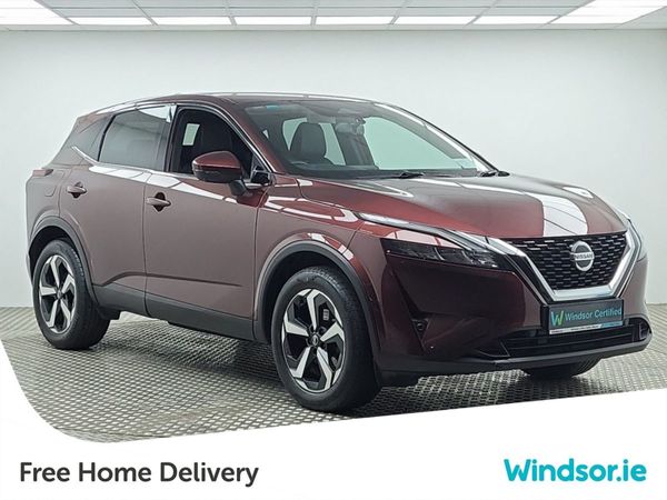 Nissan Qashqai MPV, Hybrid, 2022, Red