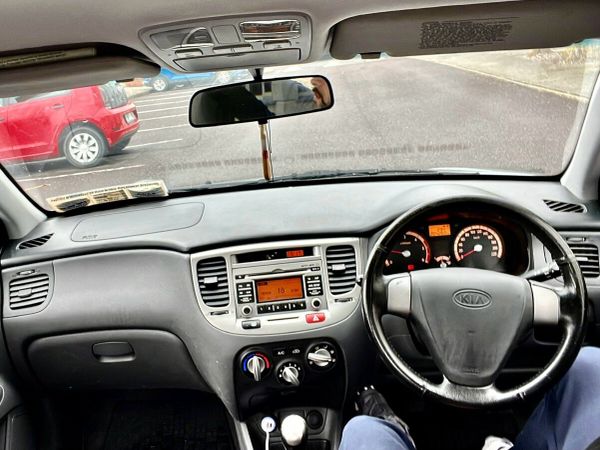 Kia Rio Saloon, Diesel, 2009, Silver