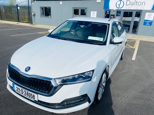 Skoda Octavia Estate, Diesel, 2021, White