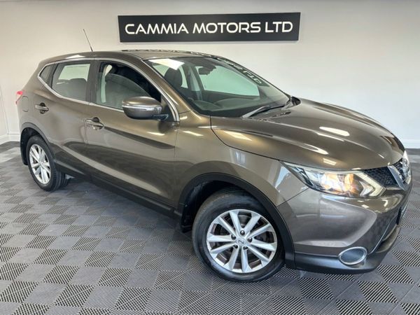 Nissan Qashqai MPV, Diesel, 2014, Brown