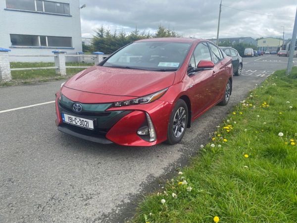 Toyota Prius Hatchback, Petrol Plug-in Hybrid, 2019, Red