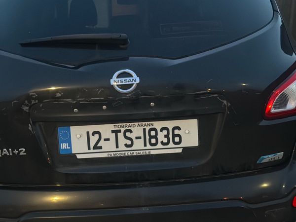 Nissan Qashqai+2 Hatchback, Diesel, 2012, Black