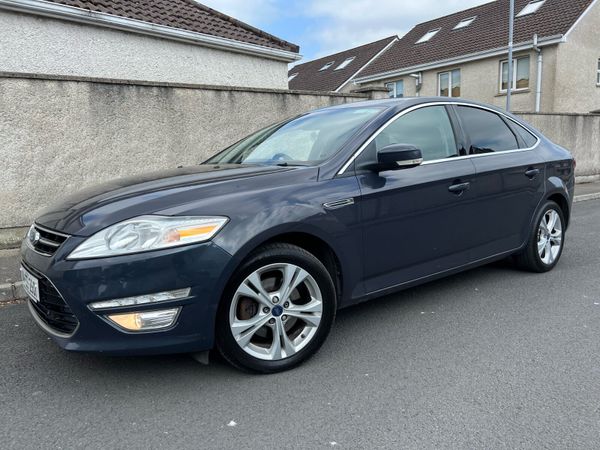 Ford Mondeo Hatchback, Diesel, 2014, Grey