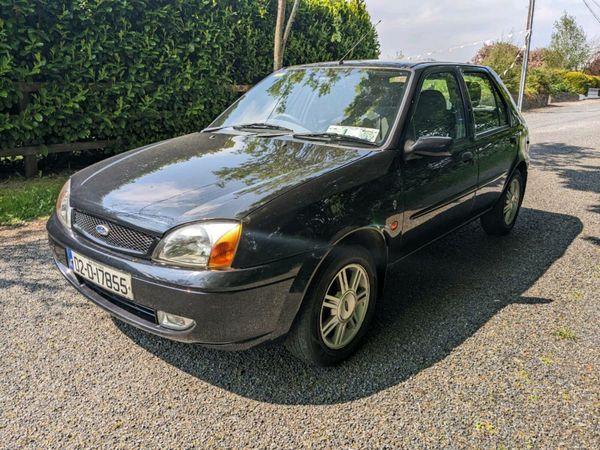 Ford Fiesta Hatchback, Petrol, 2002, Black