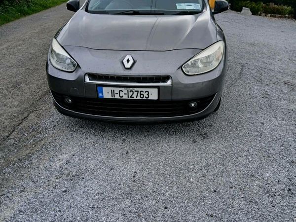 Renault Fluence Saloon, Diesel, 2011, Grey