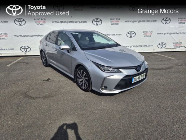 Toyota Corolla Saloon, Hybrid, 2022, Silver