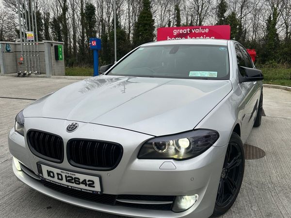 BMW 5-Series Saloon, Diesel, 2010, Silver