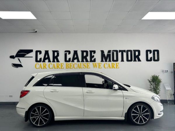 Mercedes-Benz B-Class MPV, Petrol, 2012, White