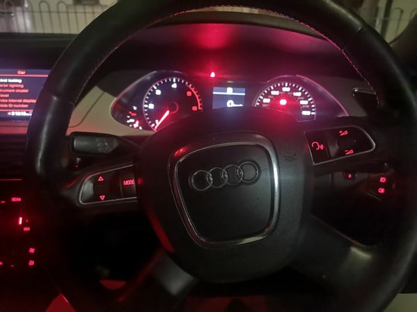 Audi A4 Saloon, Diesel, 2010, Black