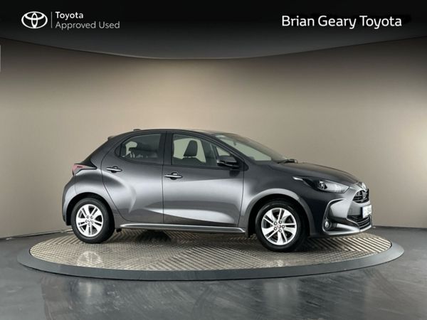Toyota Yaris Hatchback, Petrol, 2023, Grey