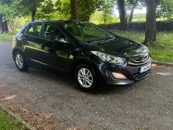 Hyundai i30 Hatchback, Petrol, 2014, Black