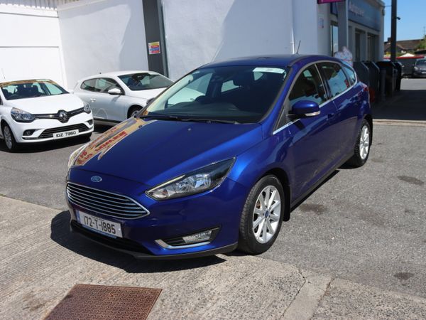 Ford Focus Hatchback, Petrol, 2017, Blue