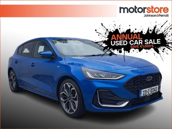 Ford Focus Hatchback, Petrol, 2022, Blue