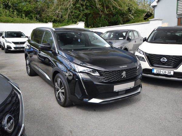 Peugeot 5008 SUV, Diesel, 2022, Black