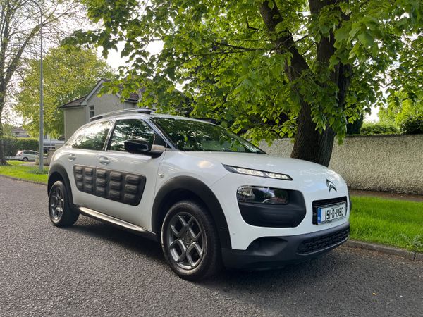 Citroen C4 Cactus Hatchback, Diesel, 2015, White