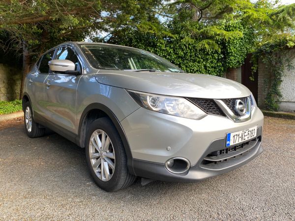 Nissan Qashqai SUV, Diesel, 2017, Silver