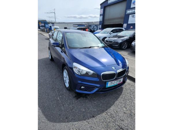 BMW 2-Series Hatchback, Petrol Plug-in Hybrid, 2017, Blue
