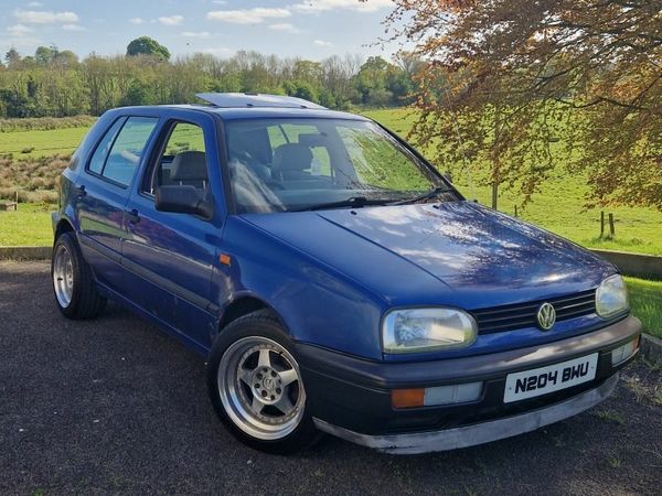 Volkswagen Golf Hatchback, Petrol, 1995, Blue