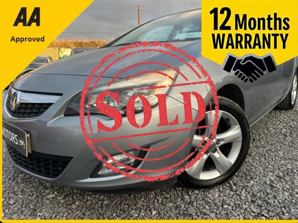 Vauxhall Astra Hatchback, Petrol, 2011, Silver
