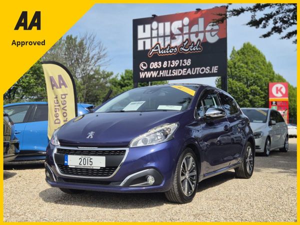 Peugeot 208 Hatchback, Petrol, 2015, Blue
