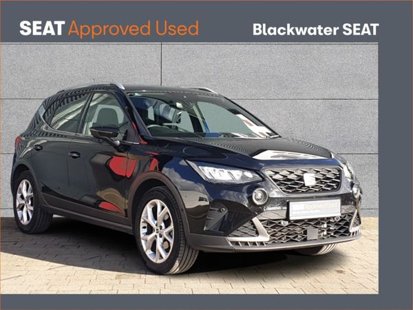 SEAT Arona Hatchback, Petrol, 2022, Black