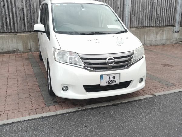 Nissan Serena MPV, Petrol Hybrid, 2014, White