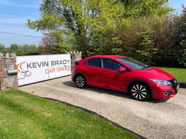 Honda Civic Hatchback, Petrol, 2016, Red