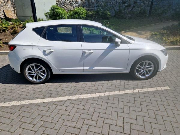 SEAT Leon Estate, Petrol, 2014, White