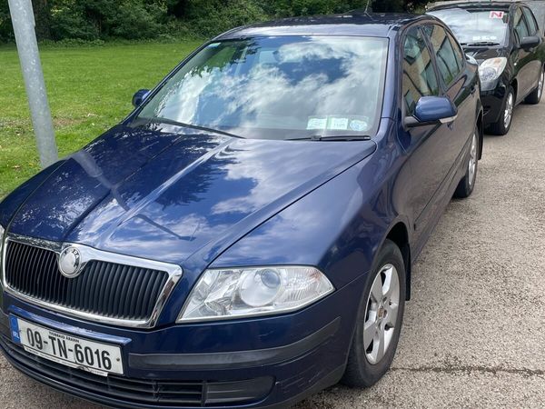 Skoda Octavia Hatchback, Diesel, 2009, Blue