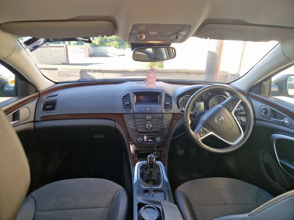 Opel Insignia Hatchback, Diesel, 2011, Grey