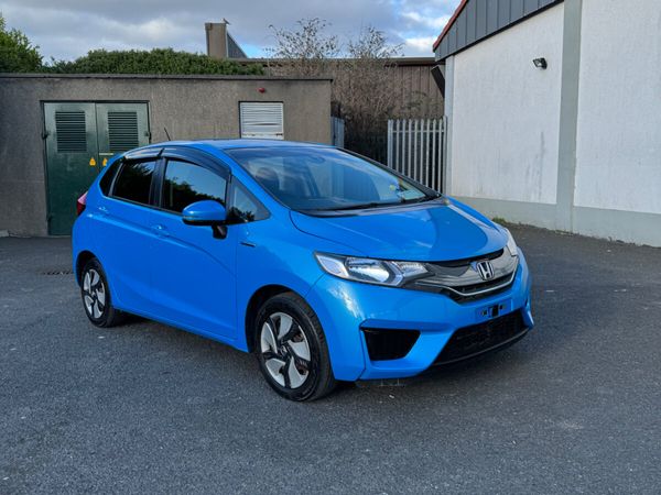 Honda Fit Hatchback, Petrol Hybrid, 2014, Blue