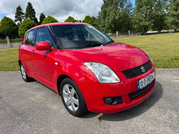 Suzuki Swift Hatchback, Petrol, 2010, Red