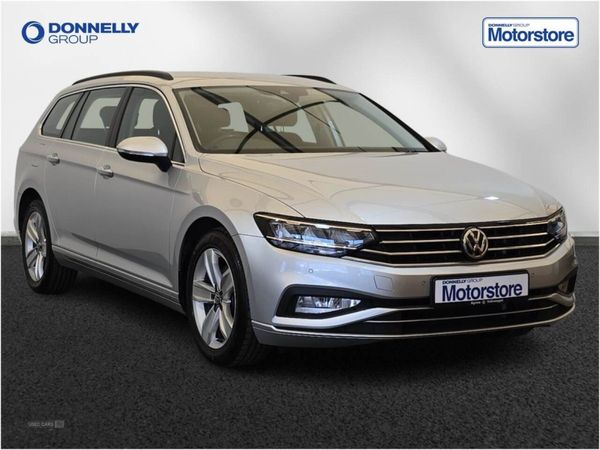 Volkswagen Passat , Diesel, 2019, Silver