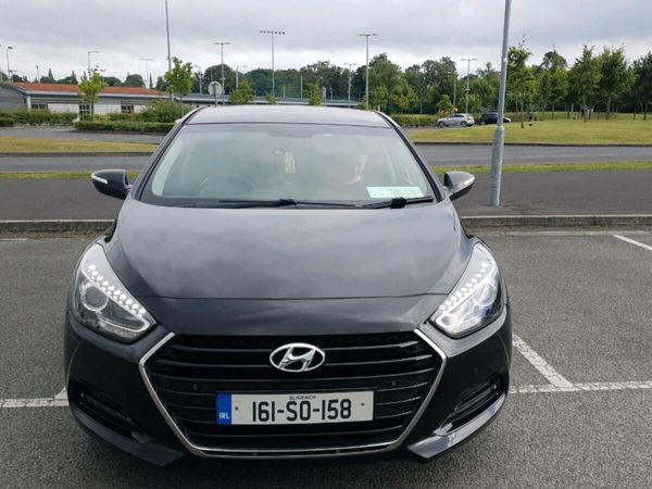 Hyundai i40 Saloon, Diesel, 2016, Black