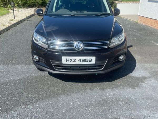 Volkswagen Tiguan SUV, Diesel, 2015, Black
