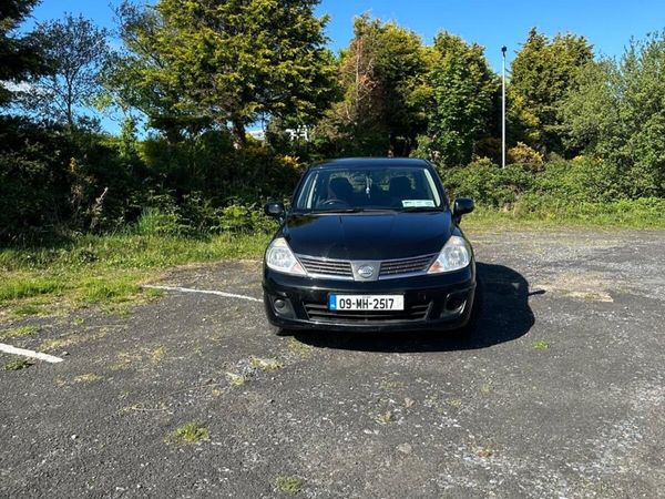 Nissan Tiida Saloon, Petrol, 2009, Black