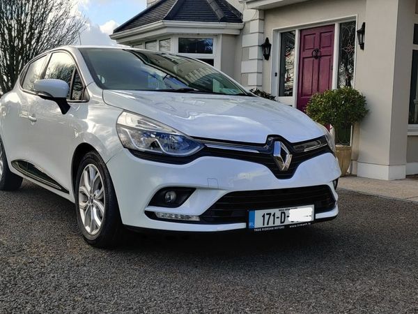Renault Clio Hatchback, Petrol, 2017, White