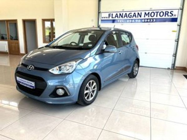 Hyundai i10 Hatchback, Petrol, 2015, Blue