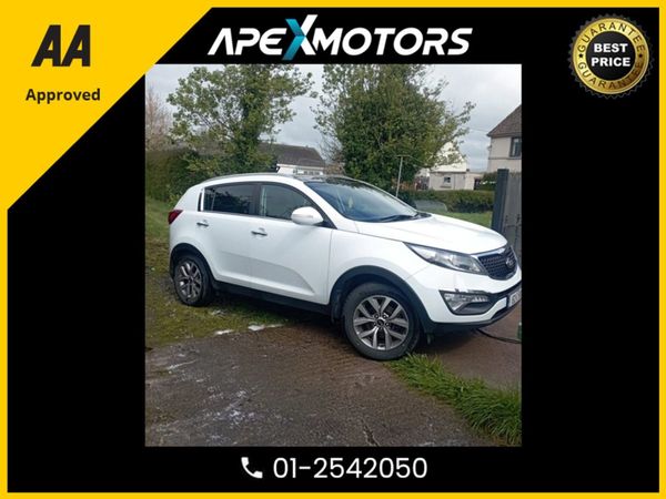 Kia Sportage SUV, Petrol, 2015, White