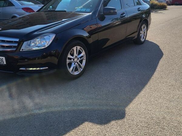 Mercedes-Benz C-Class Saloon, Diesel, 2013, Black