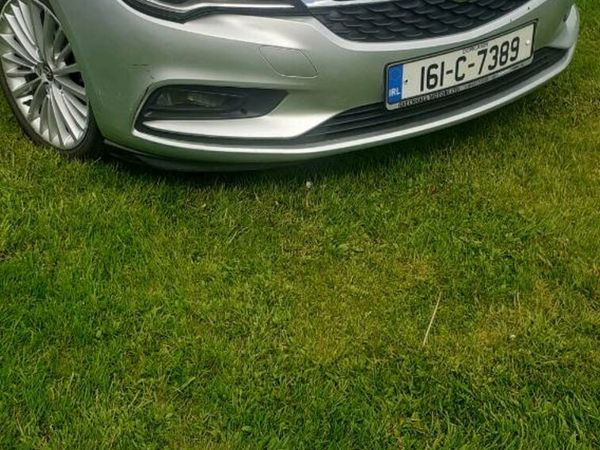 Opel Astra Hatchback, Diesel, 2016, Silver