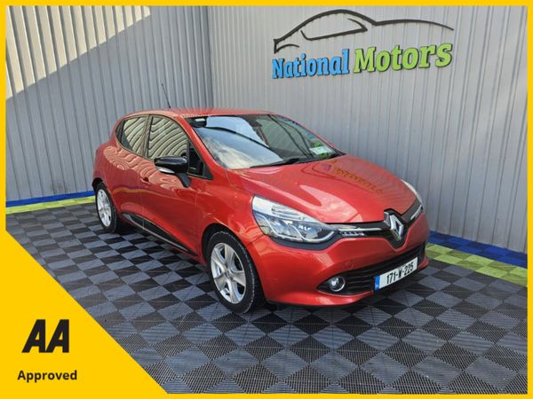 Renault Clio Hatchback, Diesel, 2017, Red