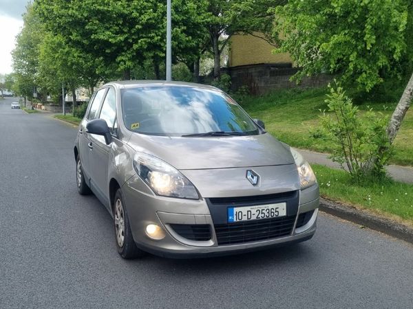 Renault Scenic MPV, Diesel, 2010, Gold