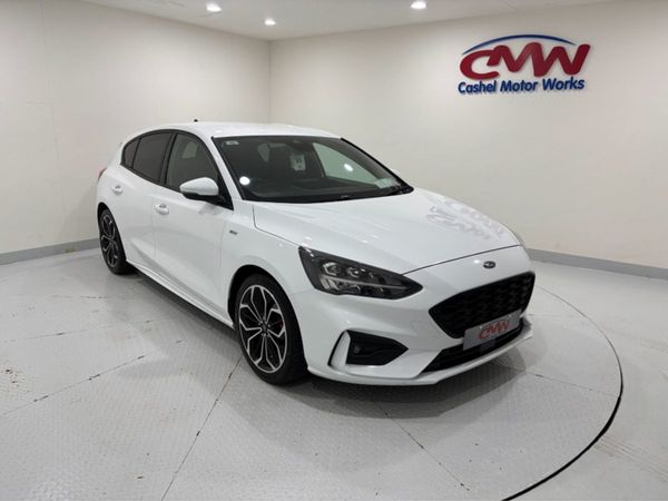 Ford Focus Hatchback, Diesel, 2022, White